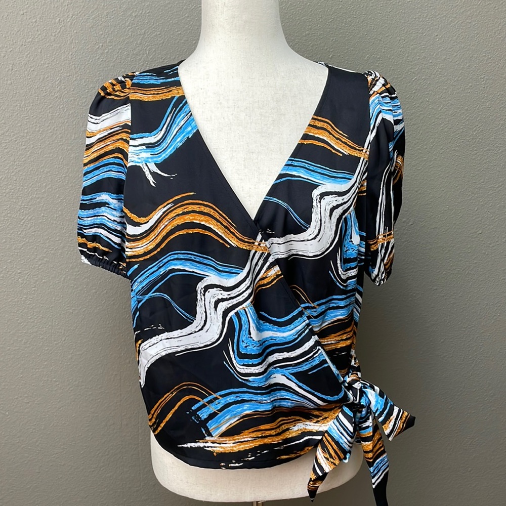 Nine West Wrap Silky Shirt Womens Medium Black Blue Gold White Side Tie